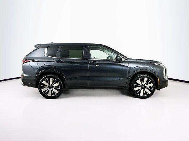 used 2025 Mitsubishi Outlander car, priced at $26,197
