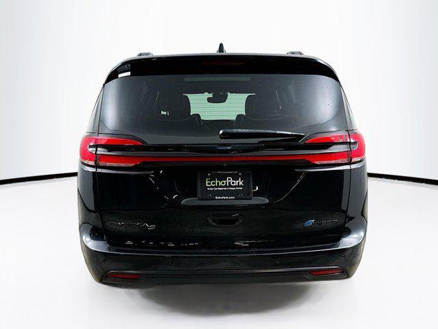 used 2021 Chrysler Pacifica Hybrid car, priced at $26,689