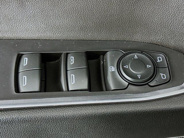 used 2024 Chevrolet Silverado 1500 car, priced at $33,697