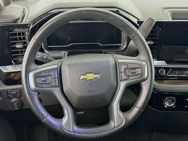 used 2024 Chevrolet Silverado 1500 car, priced at $33,697