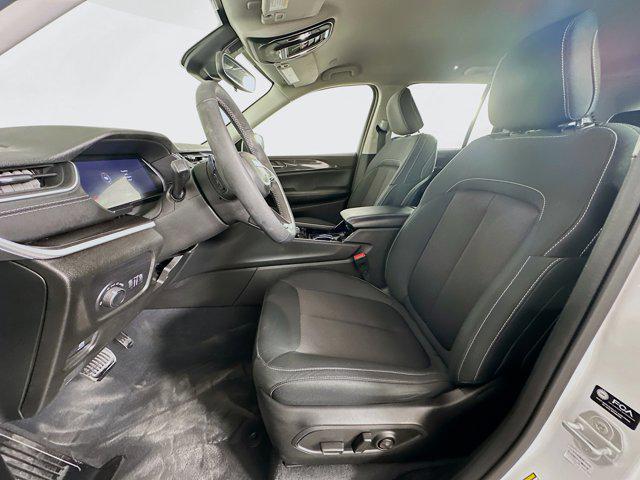 used 2023 Jeep Grand Cherokee car, priced at $29,897