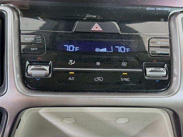 used 2023 Kia Sorento car, priced at $22,597