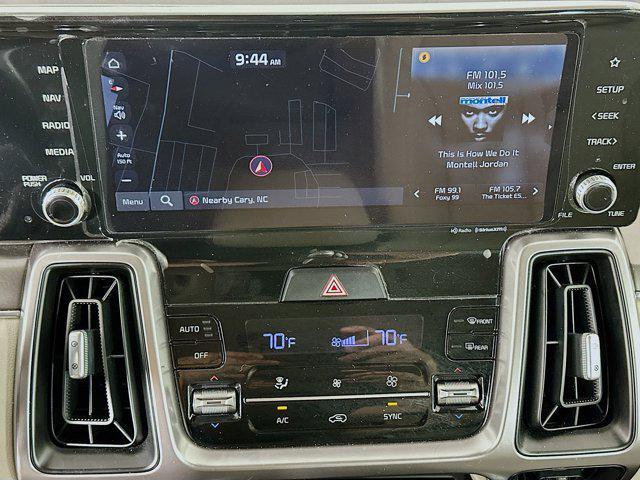 used 2023 Kia Sorento car, priced at $22,597