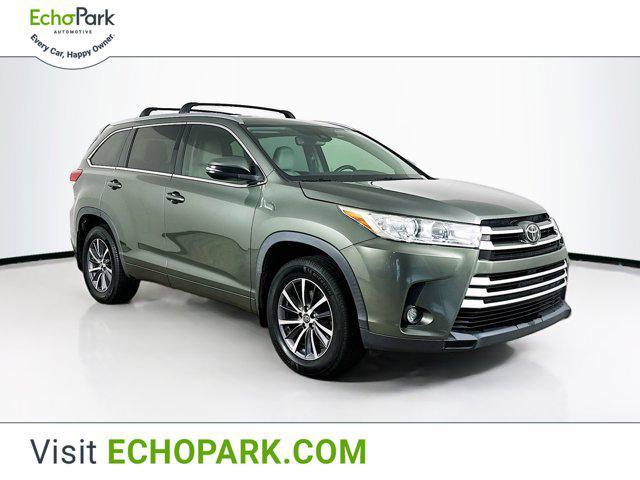 used 2017 Toyota Highlander car, priced at $22,197