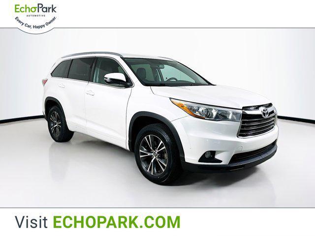 used 2016 Toyota Highlander car, priced at $19,989