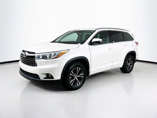 used 2016 Toyota Highlander car, priced at $19,989