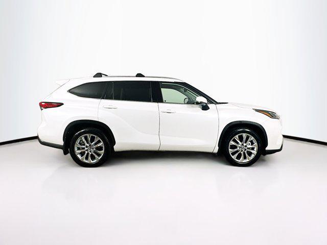 used 2023 Toyota Highlander car, priced at $36,297