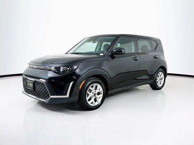 used 2023 Kia Soul car, priced at $15,389