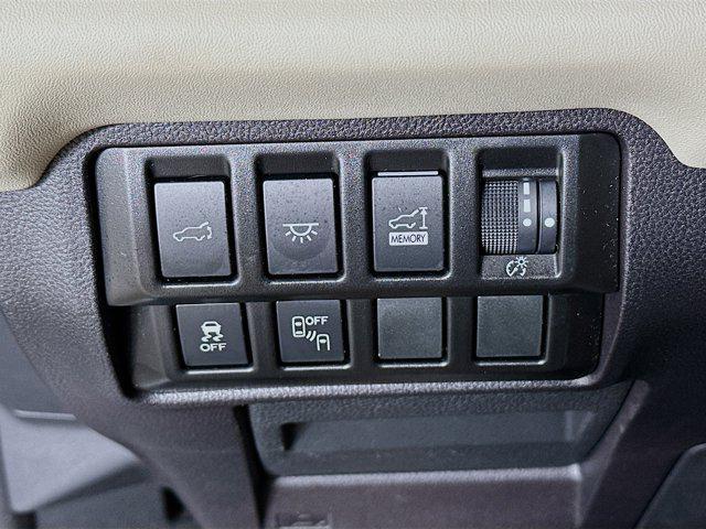 used 2022 Subaru Ascent car, priced at $33,397