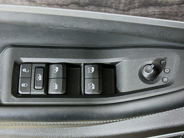 used 2022 Jeep Grand Cherokee car, priced at $26,597