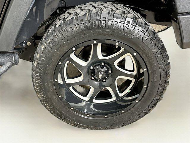 used 2015 Jeep Wrangler Unlimited car, priced at $21,997