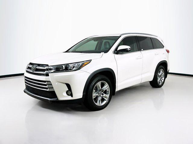 used 2018 Toyota Highlander car, priced at $25,499