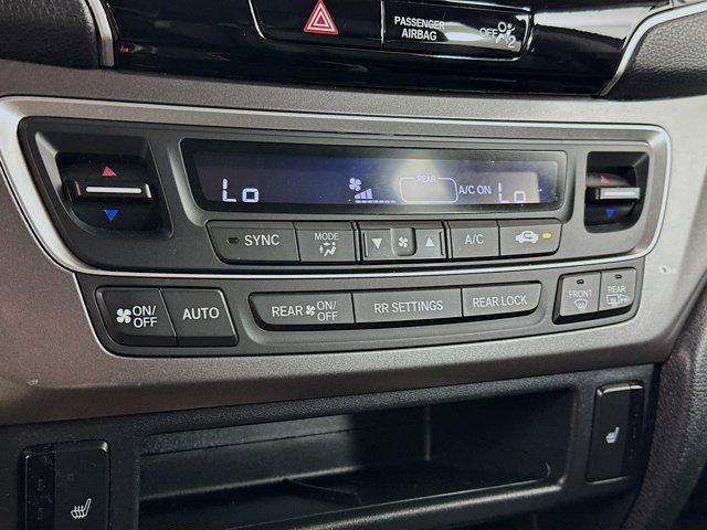 used 2022 Honda Pilot car, priced at $33,497