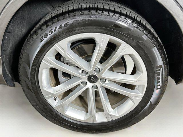 used 2025 Audi Q7 car, priced at $46,897