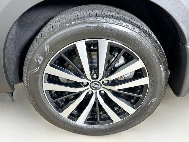 used 2024 Nissan Pathfinder car, priced at $40,897