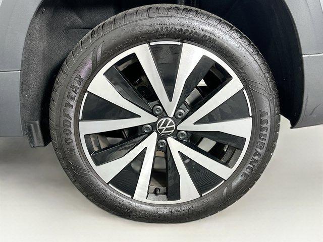 used 2024 Volkswagen Taos car, priced at $19,297