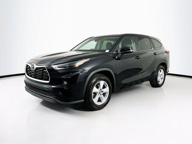 used 2023 Toyota Highlander car, priced at $33,997