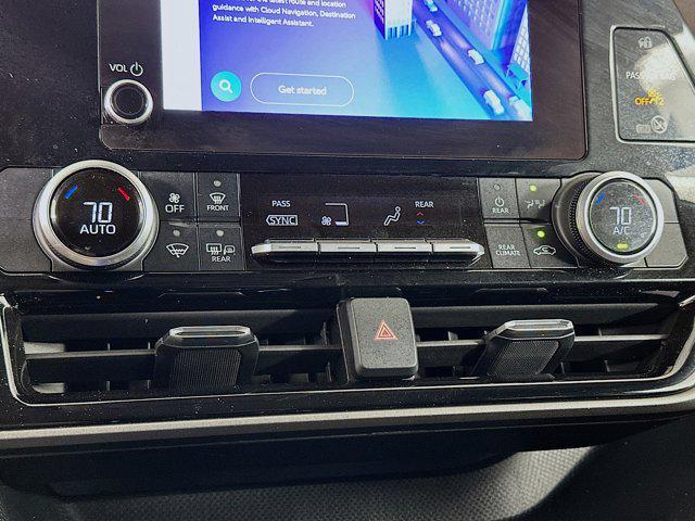 used 2023 Toyota Highlander car, priced at $33,997