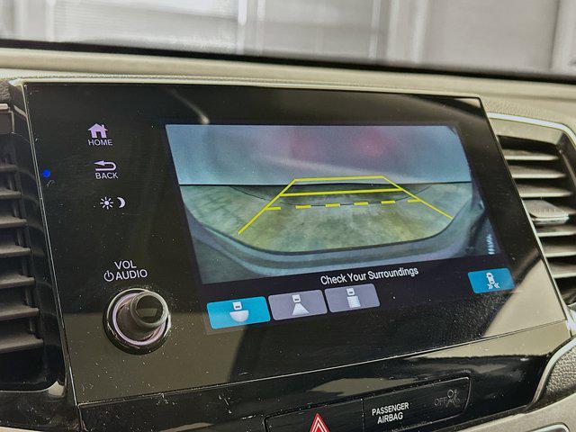 used 2022 Honda Pilot car, priced at $31,297