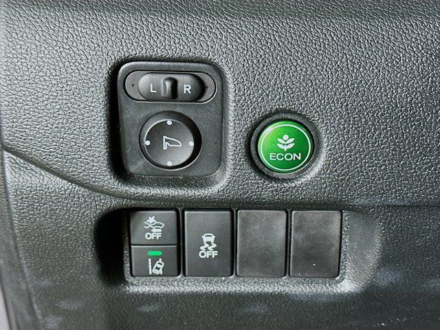 used 2022 Honda Pilot car, priced at $31,297