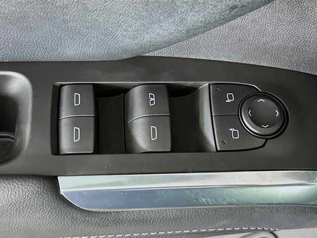 used 2025 Chevrolet Traverse car, priced at $32,697