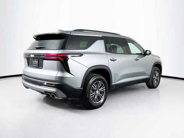 used 2025 Chevrolet Traverse car, priced at $32,697