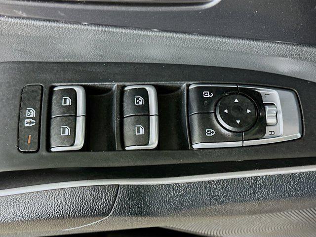 used 2024 Kia Sorento car, priced at $25,997