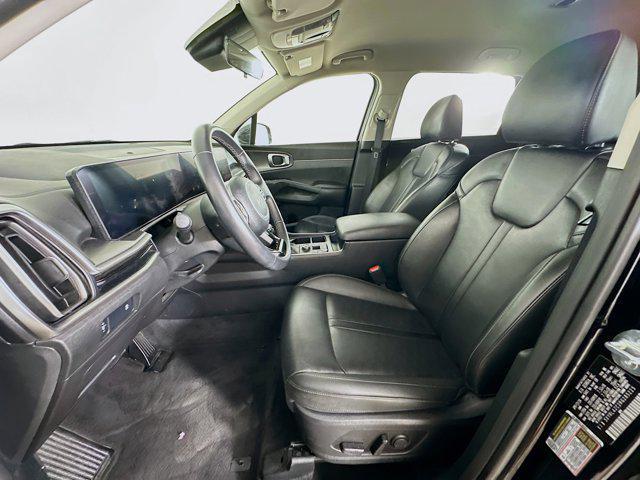 used 2024 Kia Sorento car, priced at $25,997
