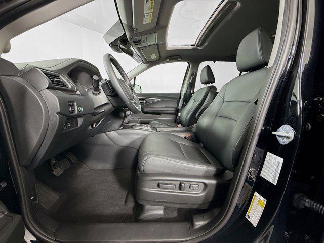 used 2021 Honda Pilot car, priced at $30,597