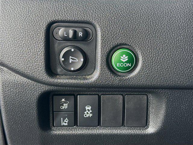 used 2021 Honda Pilot car, priced at $30,597