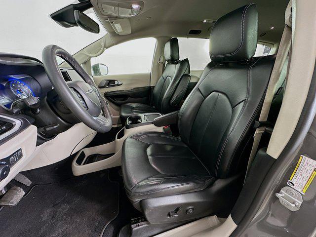 used 2022 Chrysler Pacifica car, priced at $20,887