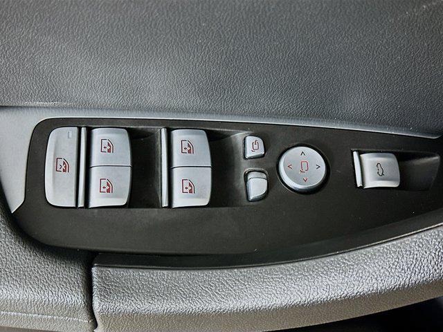 used 2024 BMW X4 car, priced at $38,997