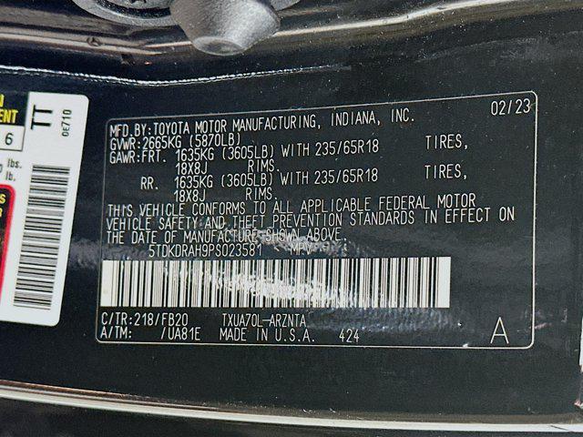 used 2023 Toyota Highlander car, priced at $32,197
