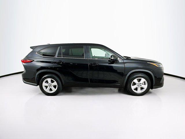 used 2023 Toyota Highlander car, priced at $32,197