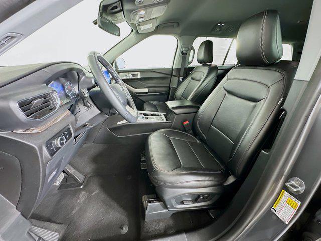 used 2024 Ford Explorer car, priced at $30,997