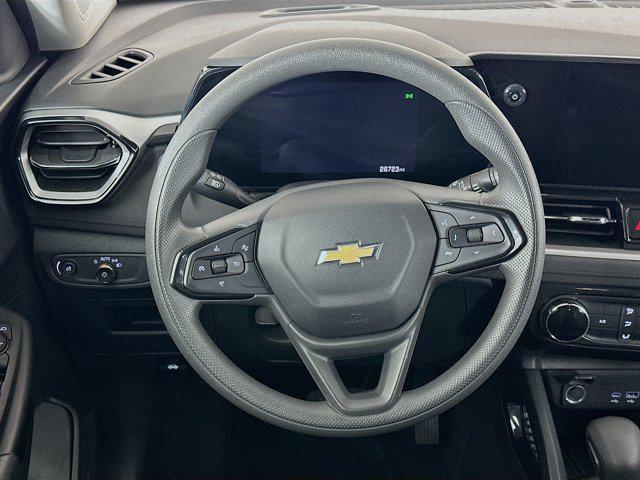 used 2025 Chevrolet TrailBlazer car, priced at $21,497