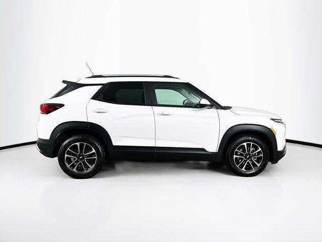 used 2025 Chevrolet TrailBlazer car, priced at $21,497