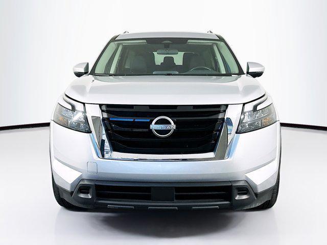 used 2024 Nissan Pathfinder car, priced at $26,897
