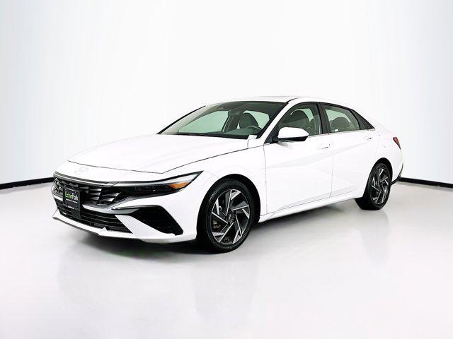 used 2025 Hyundai Elantra car, priced at $17,997