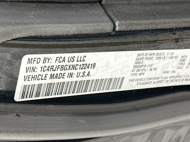 used 2022 Jeep Grand Cherokee car, priced at $25,897