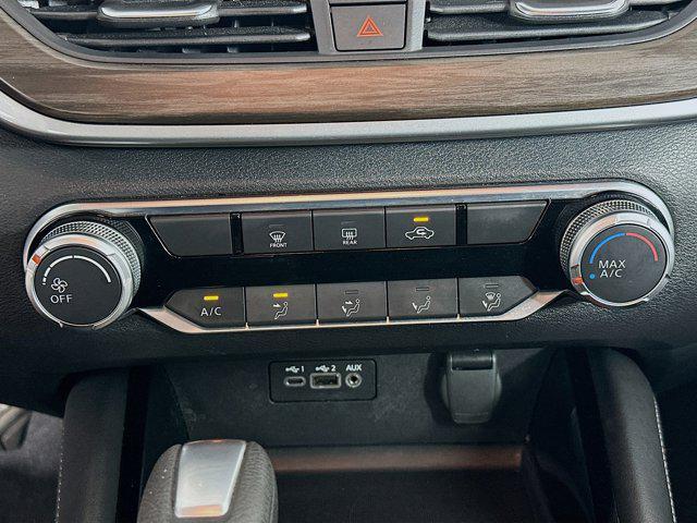used 2023 Nissan Altima car, priced at $19,297