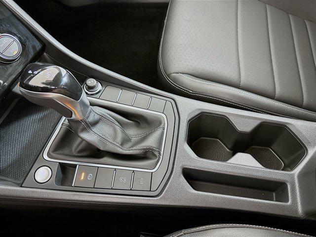used 2024 Volkswagen Jetta car, priced at $19,997