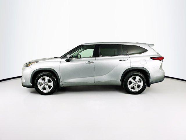 used 2022 Toyota Highlander Hybrid car, priced at $33,197
