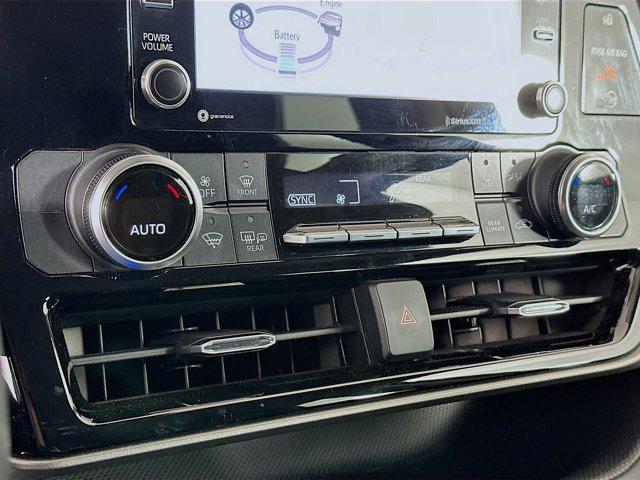 used 2022 Toyota Highlander Hybrid car, priced at $33,197