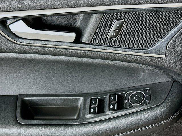 used 2024 Ford Edge car, priced at $22,397