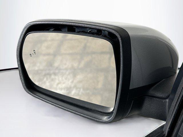 used 2024 Ford Edge car, priced at $22,397