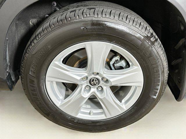 used 2023 Toyota Highlander car, priced at $33,997