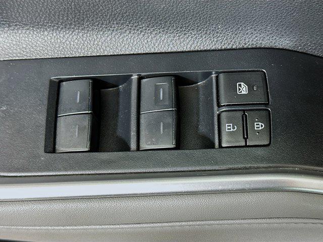 used 2023 Toyota Highlander car, priced at $33,997