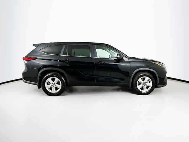 used 2023 Toyota Highlander car, priced at $33,997