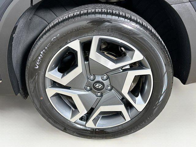 used 2024 Hyundai Palisade car, priced at $37,247